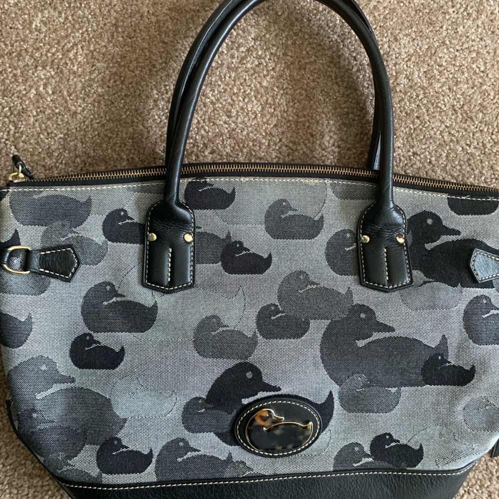 Vintage large Dooney & Bourke satchel bag
